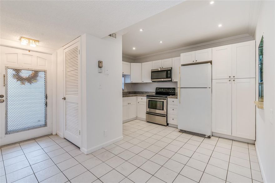 55 + COMMUNITY! Country Club Lifestyle! 3rd floor bright unit features 2 Master Suites with walk in closets. Updated kitchen with granite countertops. Par 3 8th green view. ANNUAL RENTAL INCLUDES Association Dues, water, basic cable TV, 1,170 SF, 3rd floor, 2BR/2BA.  FREE golf (except cart fees) on two 18 hole courses (PGA & Par3); Amenities include Restaurant, Billiard Room, Bbq/Picnic Area, Clubhouse, Exercise Room, Heated Pool, Library, Putting Green, Sauna, Shuffleboard, Tennis, Pickle Ball, Vehicle Wash Area, Electric Car Charging Station. Close to shopping, dining & highways. 15 minutes to the beach. QUIET CUL-DE-SAC LOCATION.