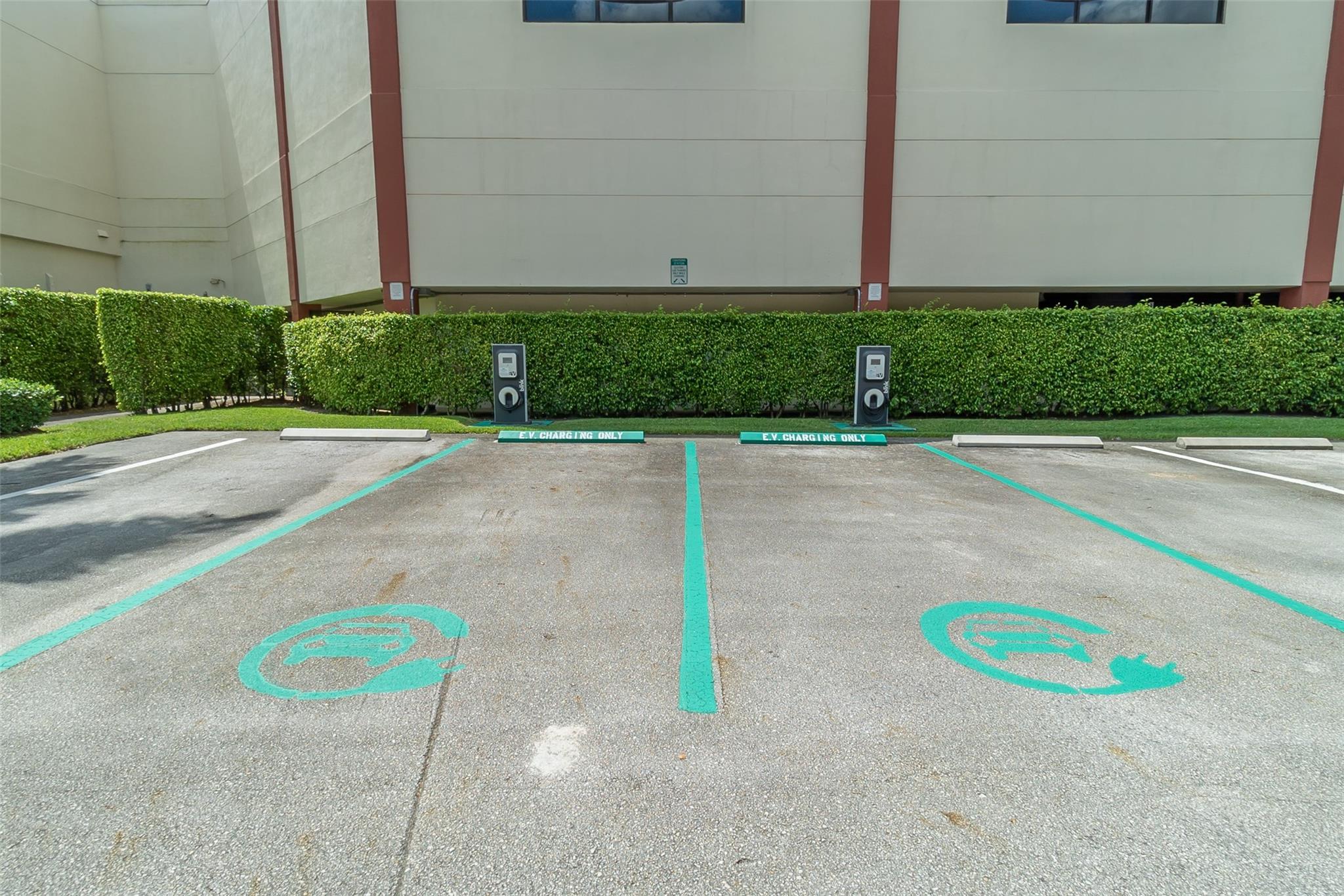 Hollybrook Golf & Tennis - Residential Lease