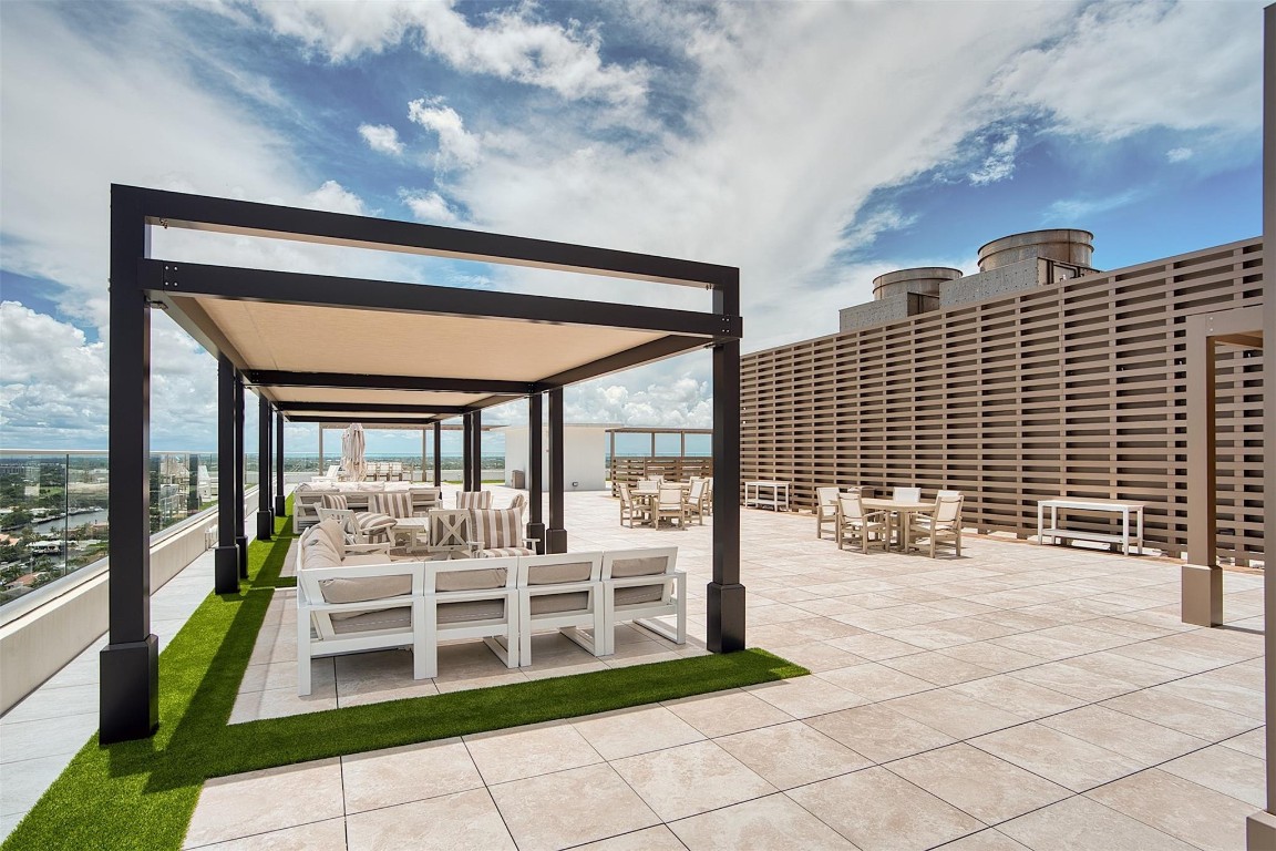 Ocean Club - Residential Lease