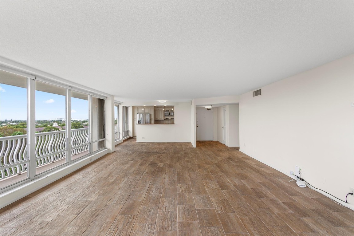 Ocean Club - Residential Lease