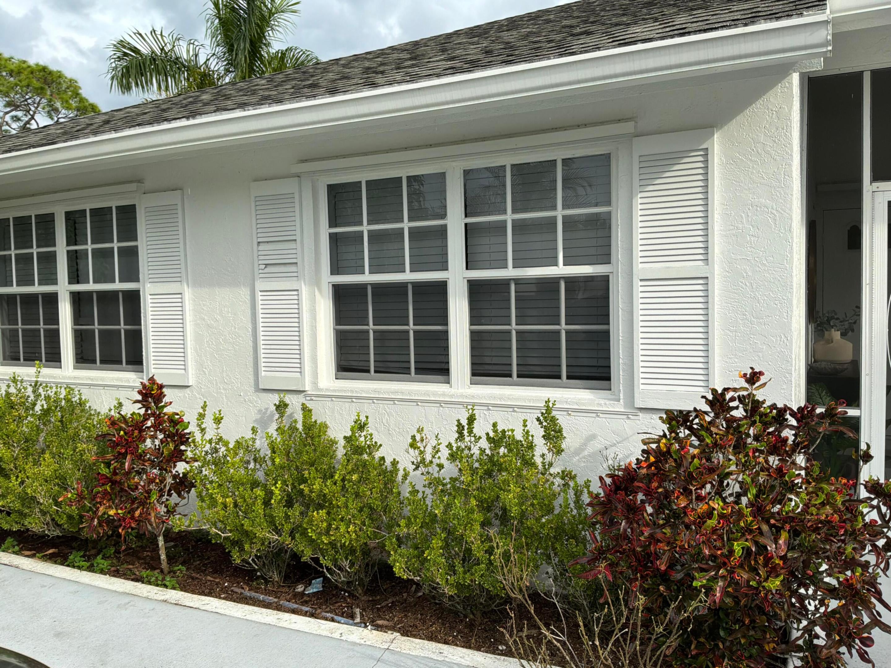 103 BROOK WOODE Avenue