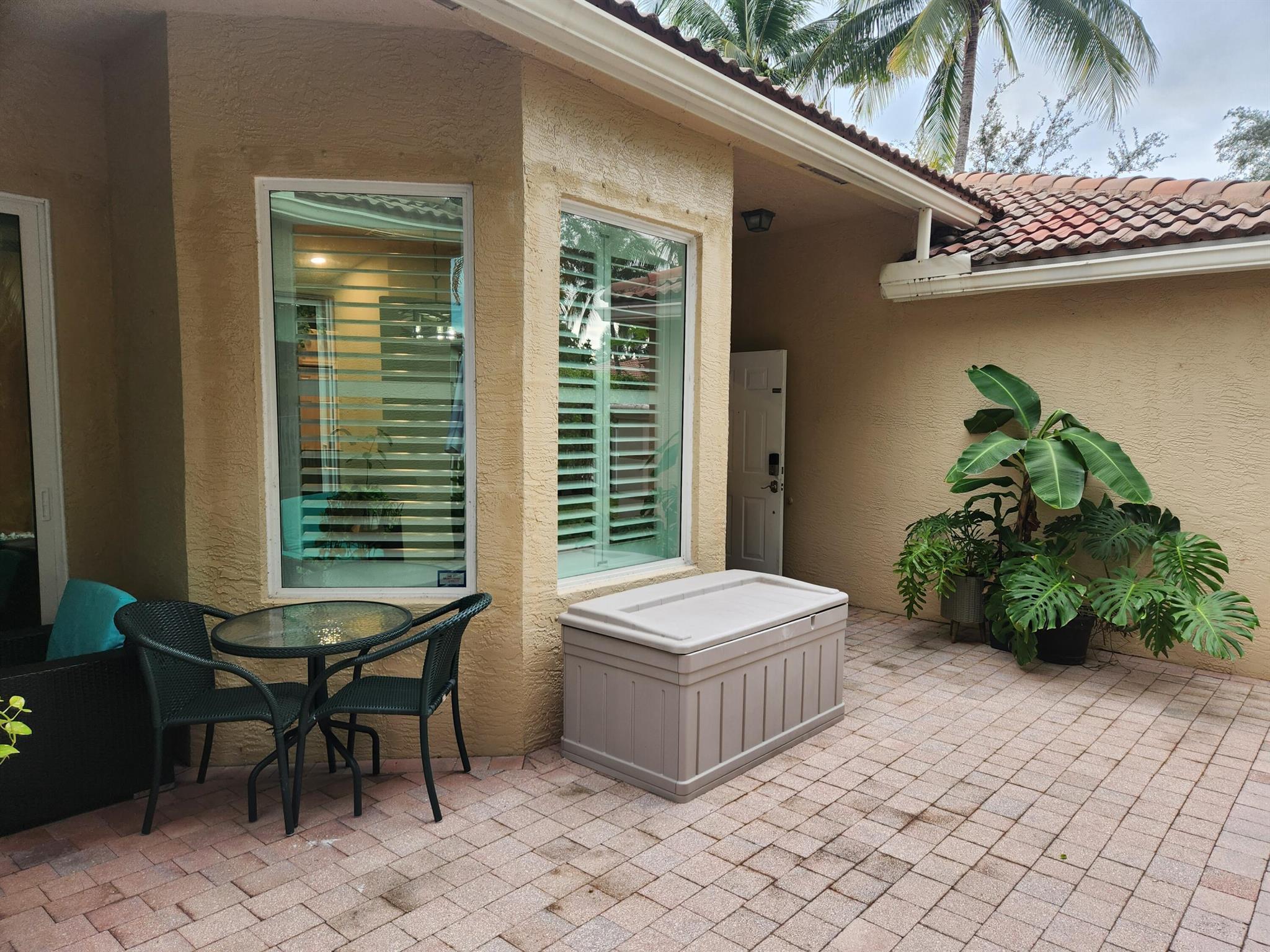 ANDROS ISLE PAR C - Residential Lease