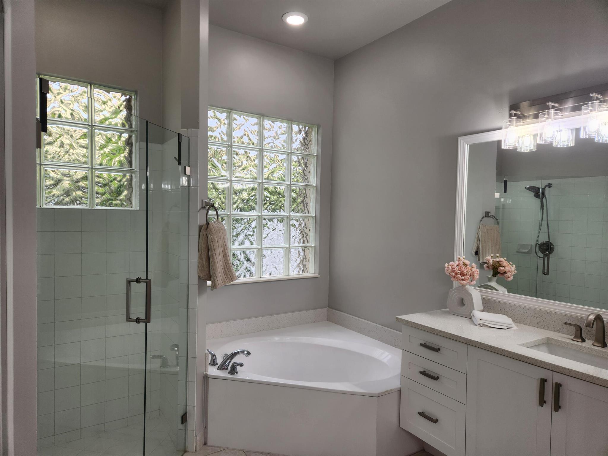 ANDROS ISLE PAR C - Residential Lease