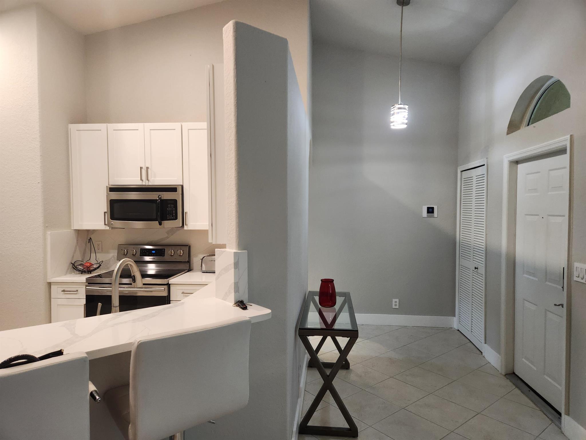 ANDROS ISLE PAR C - Residential Lease