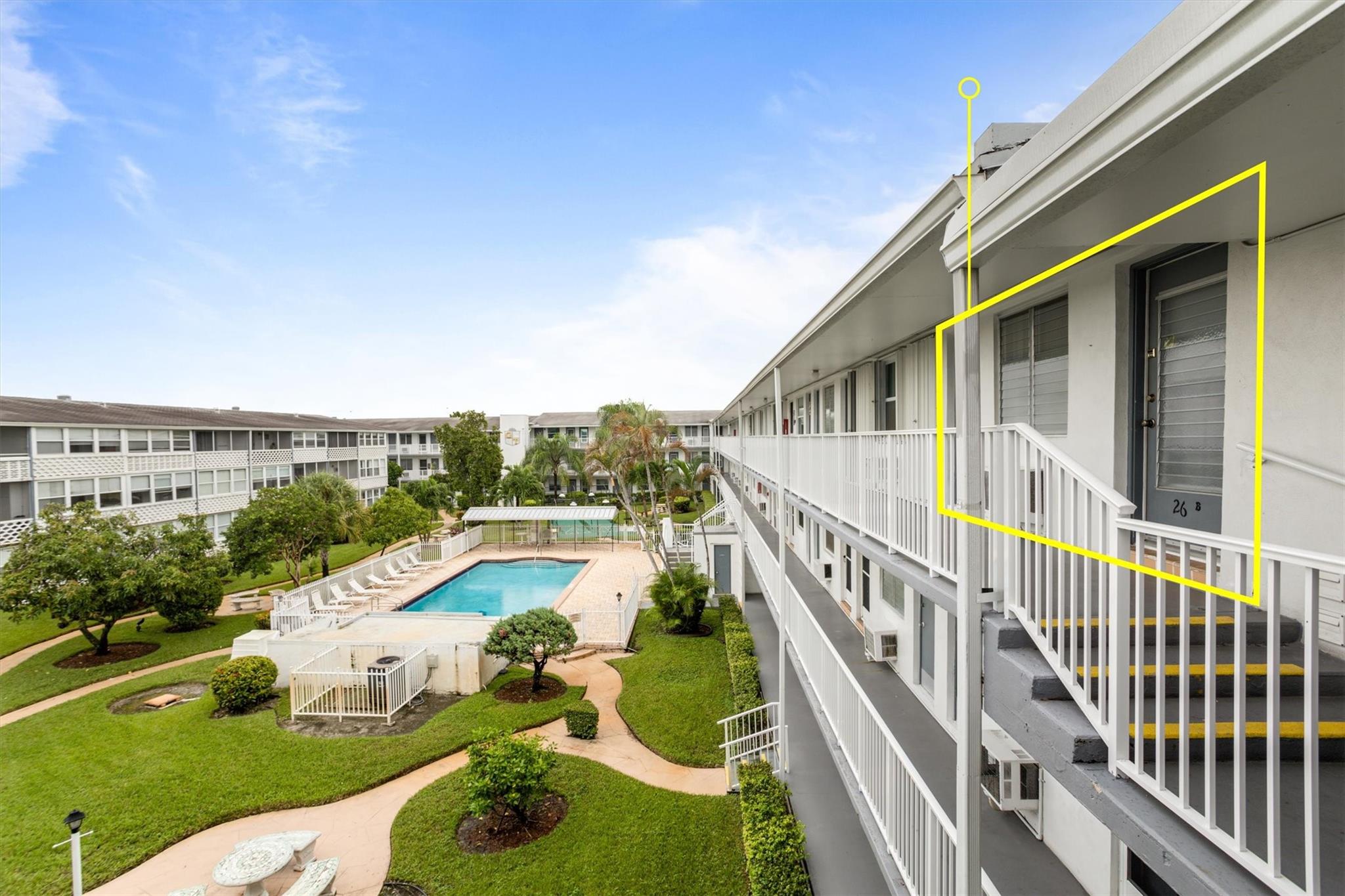 PRICED TO SELL !! THIS 1 BEDROOM 1 BATH IS A CORNER UNIT IN AN ACTIVE 55 AND OVER COMMUNITY. IT IS A CO-OP AND THE ASSOCIATION OWNS THE LAND. ----------NO LAND LEASE--------- PROPERTY COMES FURNISHED. SECURE YOUR OWN PERSONAL VISIT NOW. OPEN TO OFFERS !!!!
AT LEAST 700 CREDIT SCORE