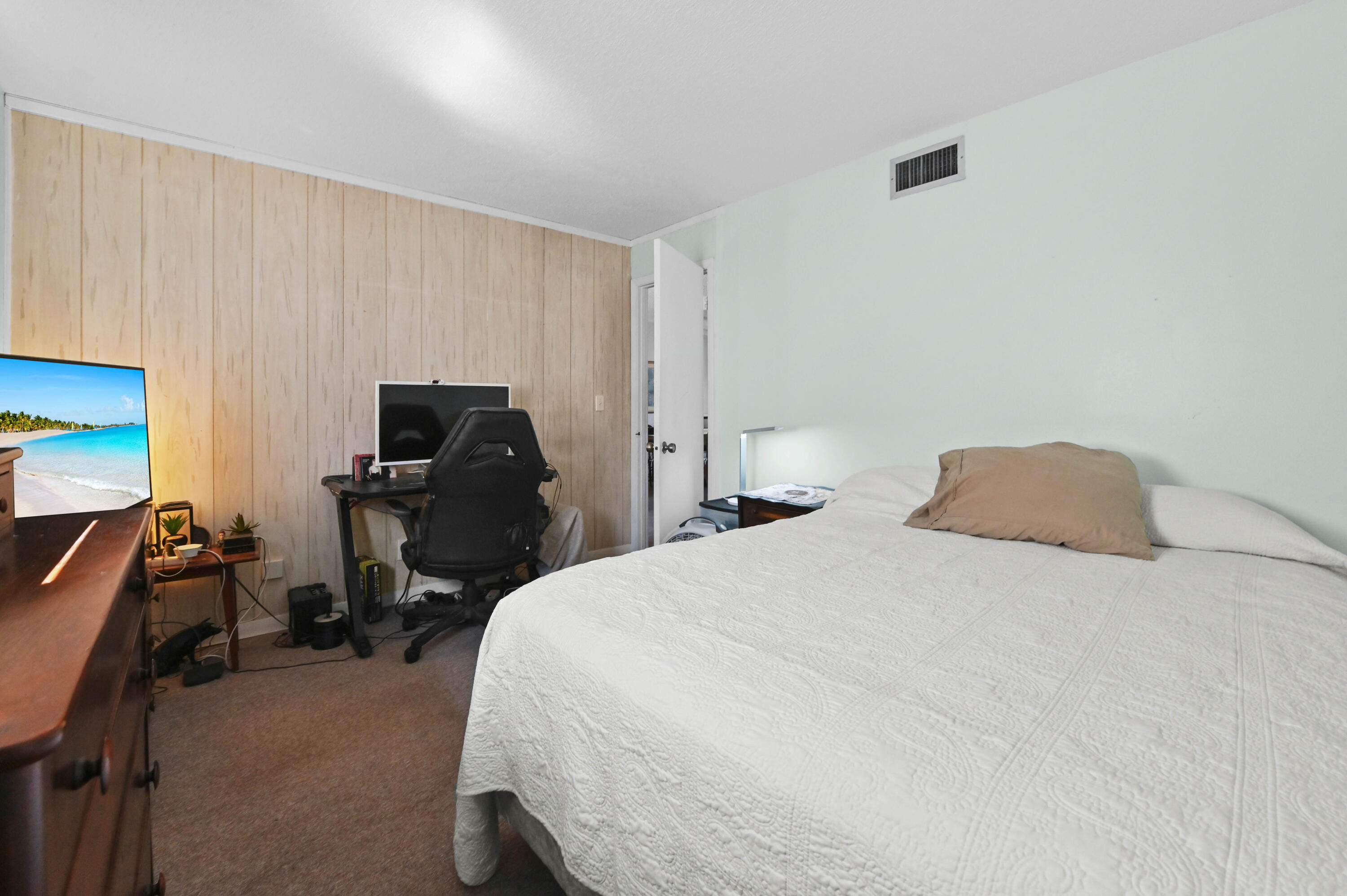 LAKESIDE VILLAGE CONDO - Residential