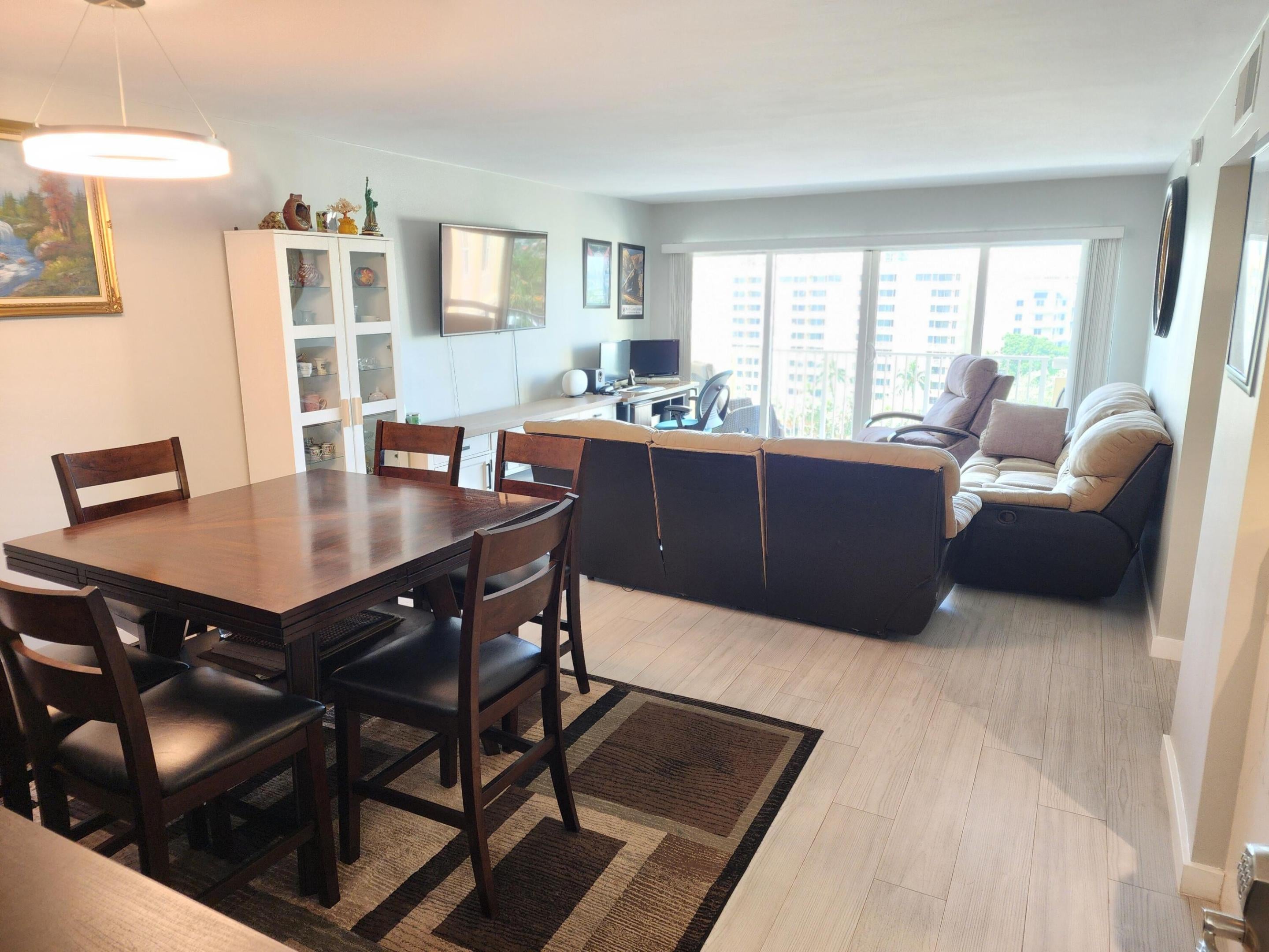1200 HIBISCUS Avenue 1006