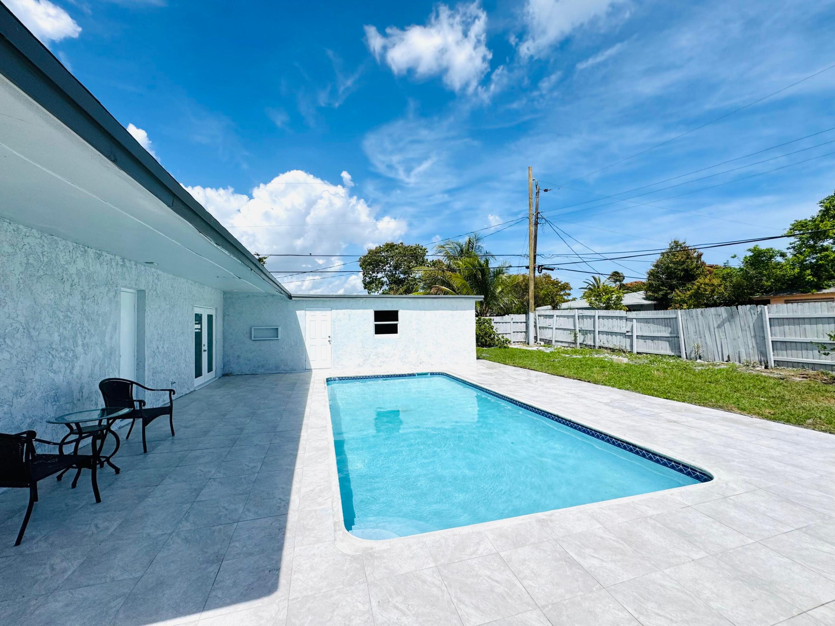 KENDALL GREEN - Residential