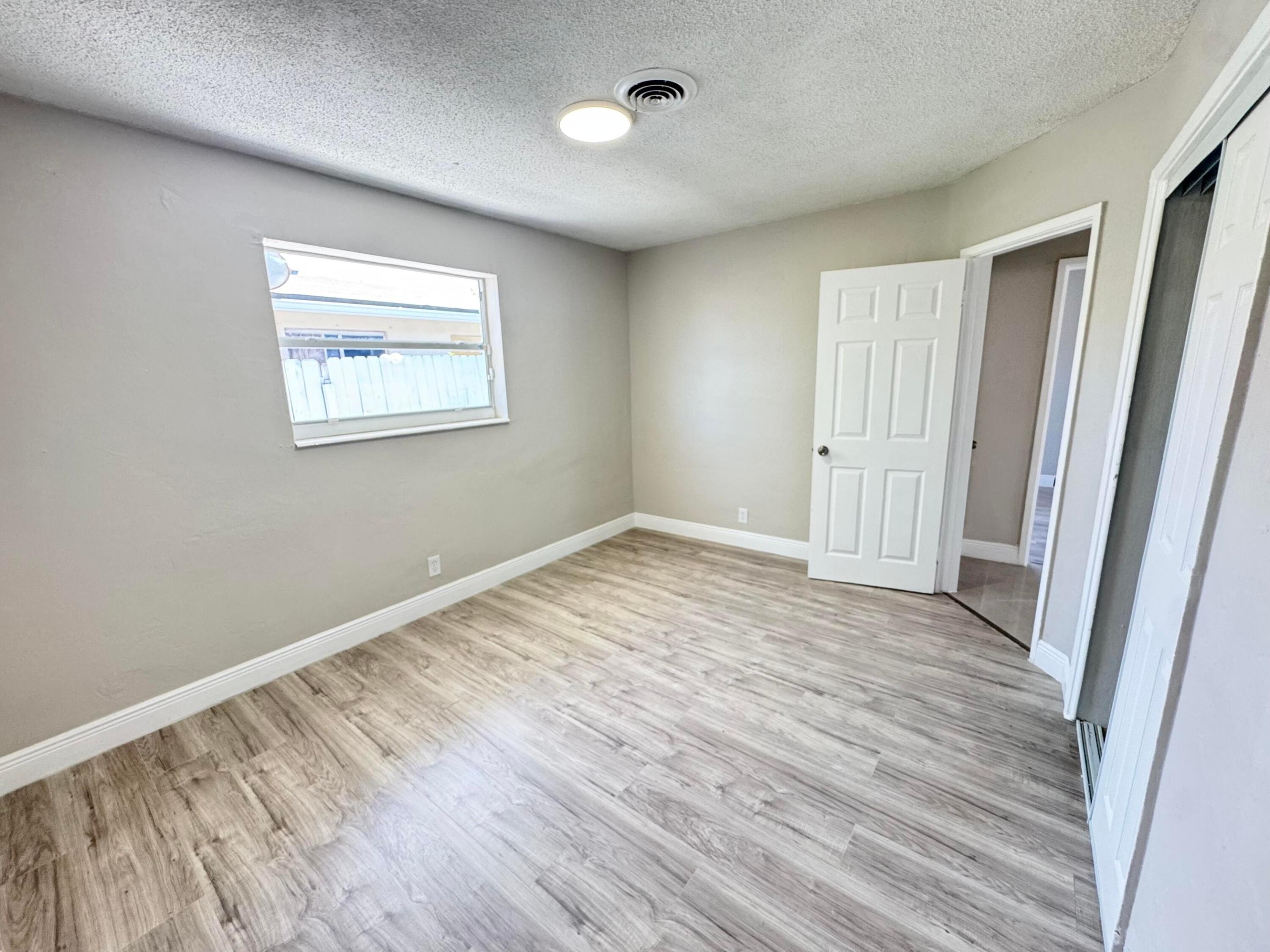 KENDALL GREEN - Residential