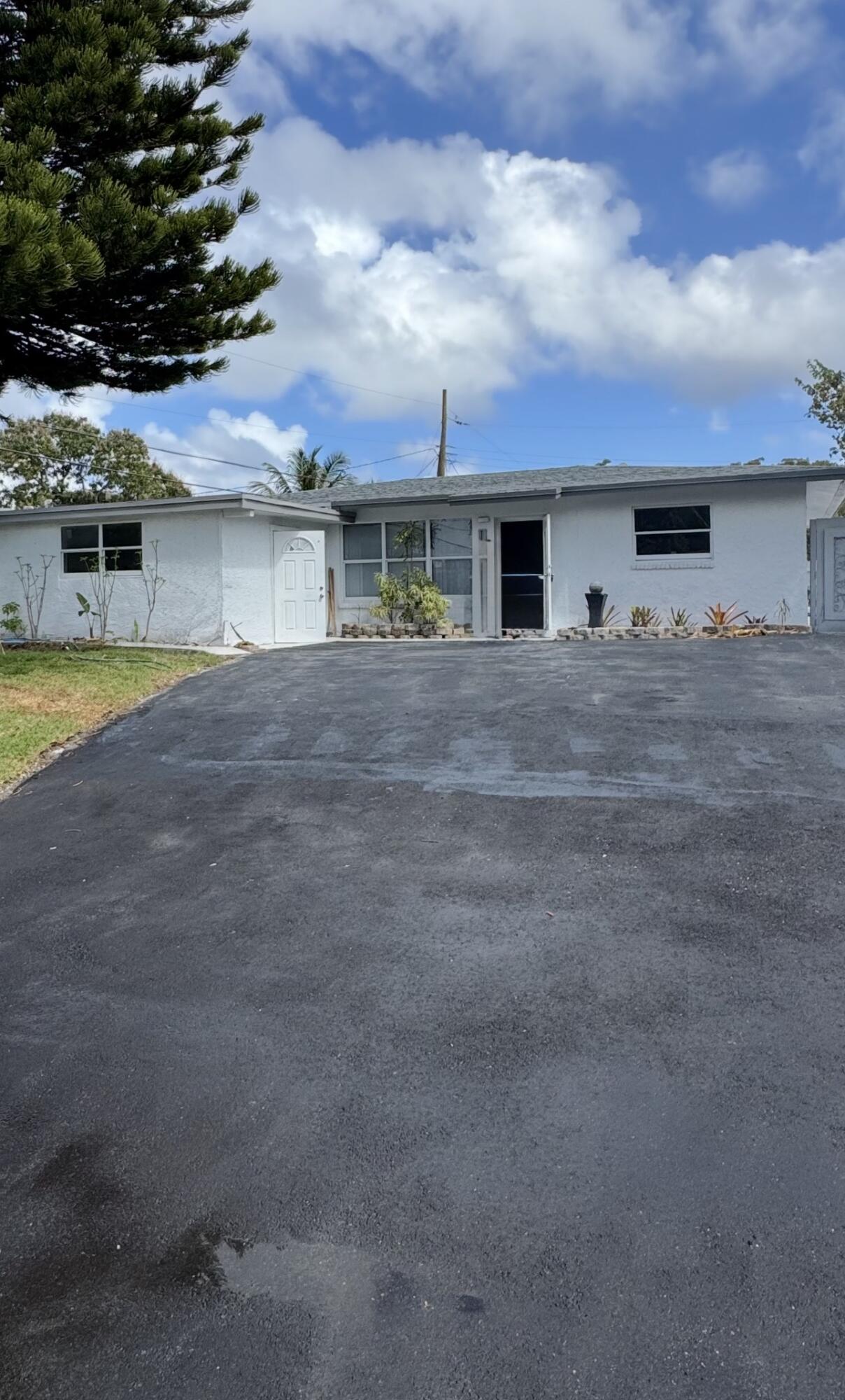 KENDALL GREEN - Residential