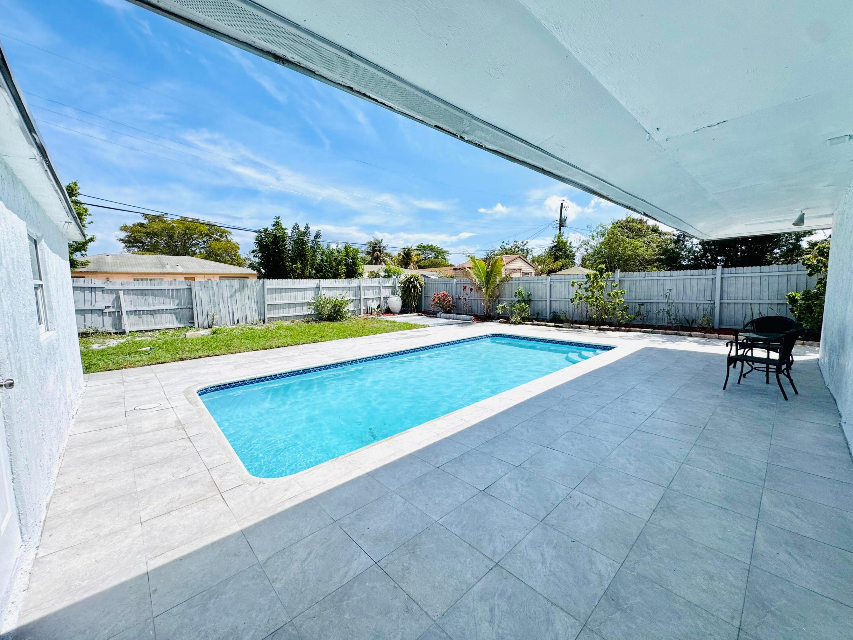 KENDALL GREEN - Residential