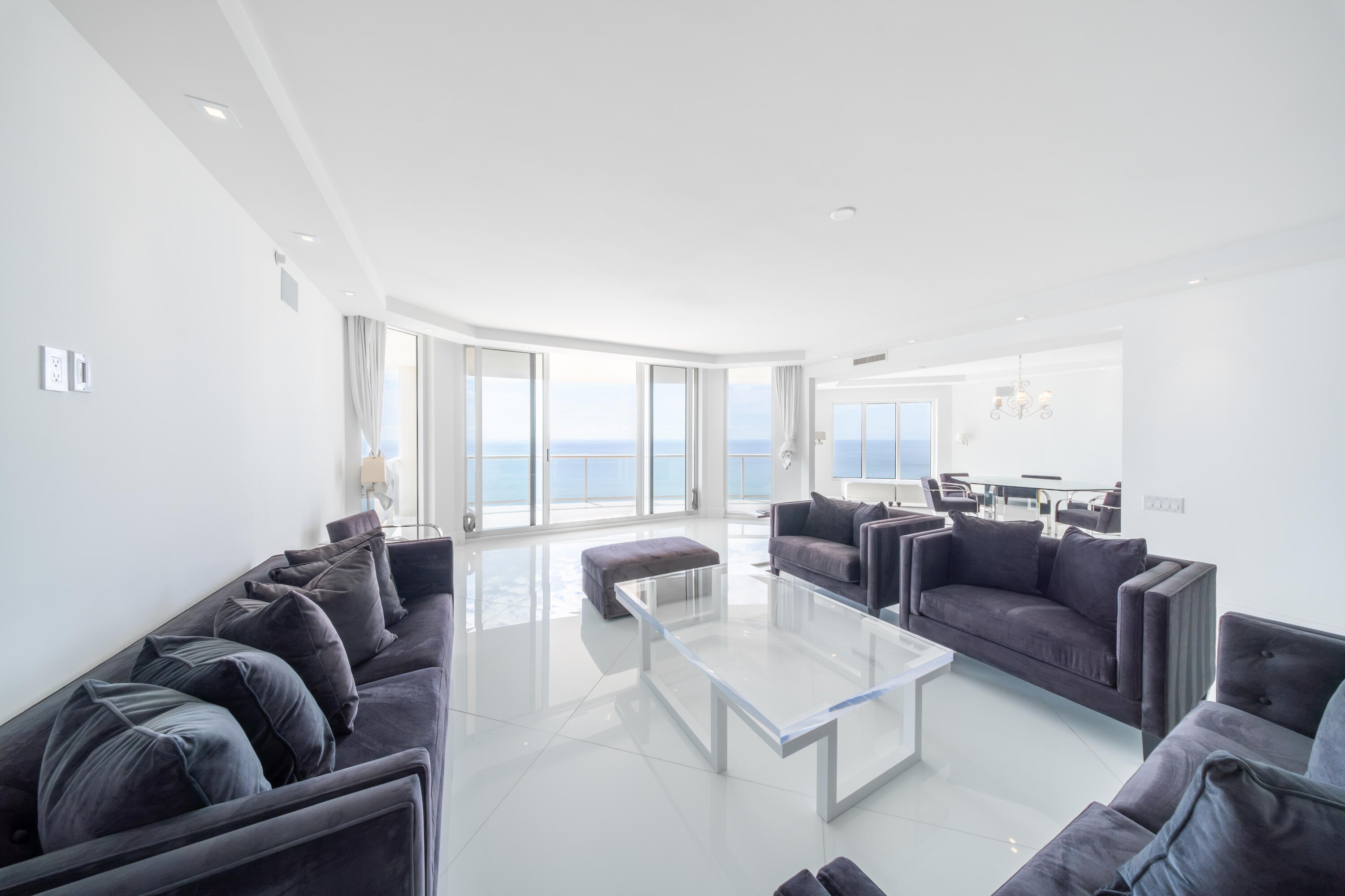 2700 N Ocean Drive 2501a