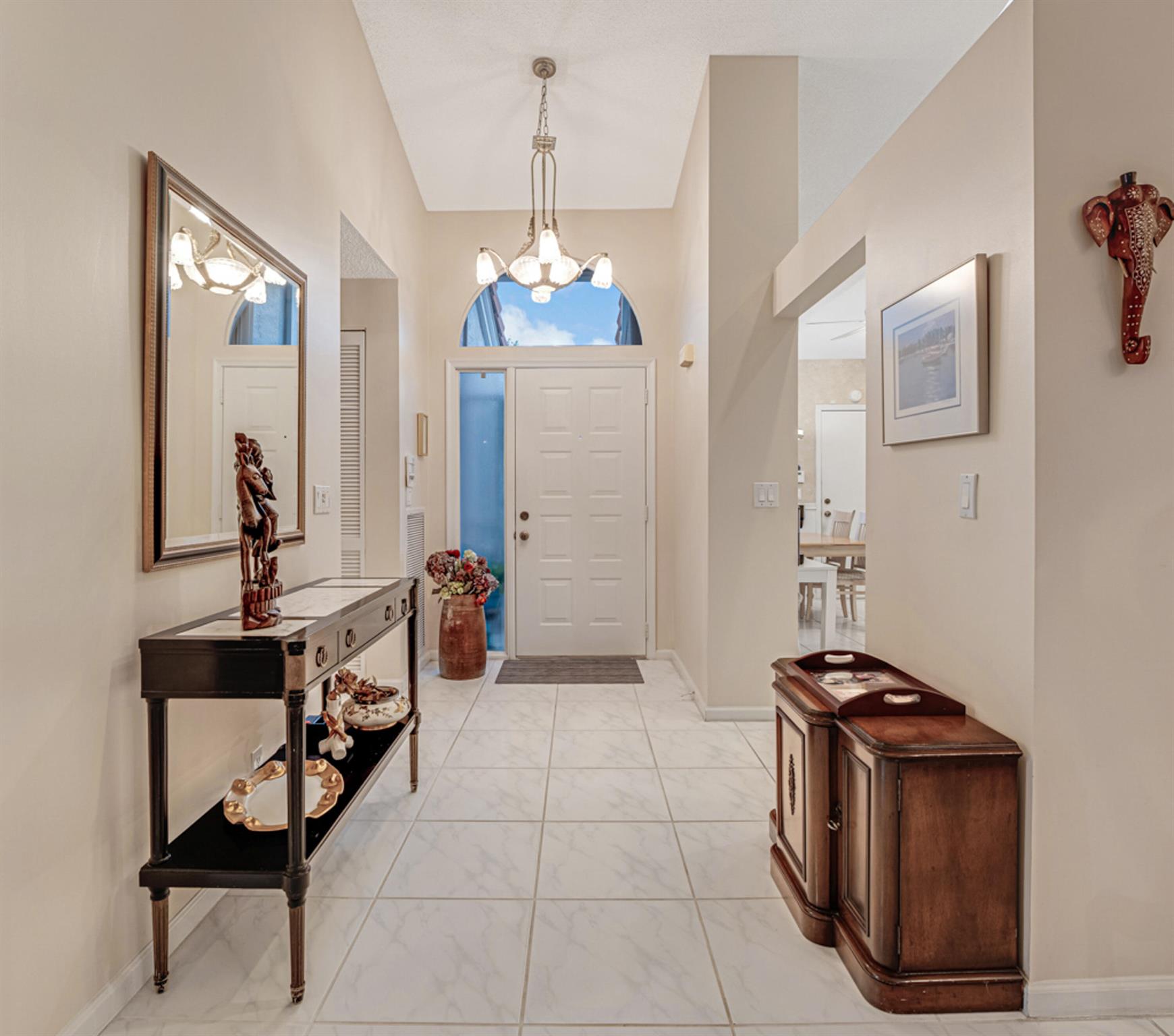 7043 Summer Tree Drive