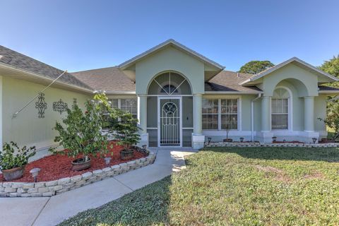 A home in Port St Lucie