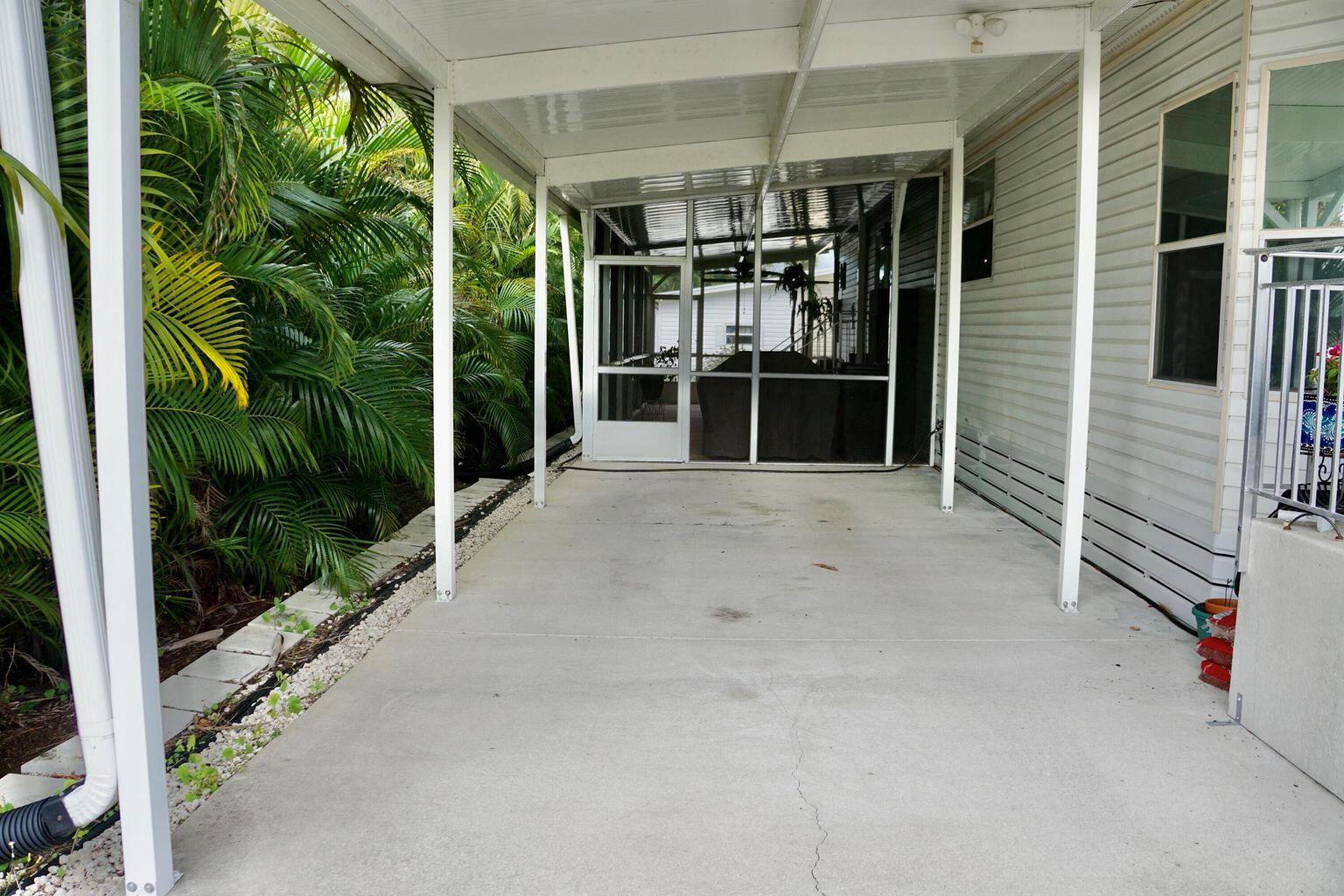 8 Andalusia Lane