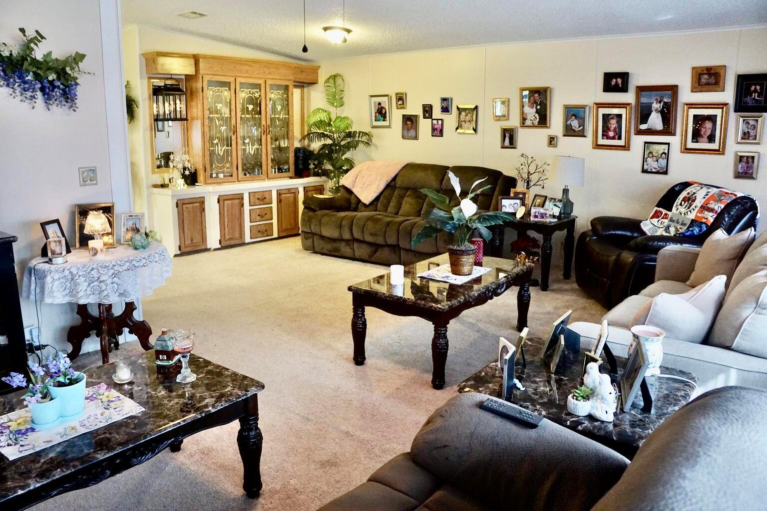 Spanish Lakes One - Residential