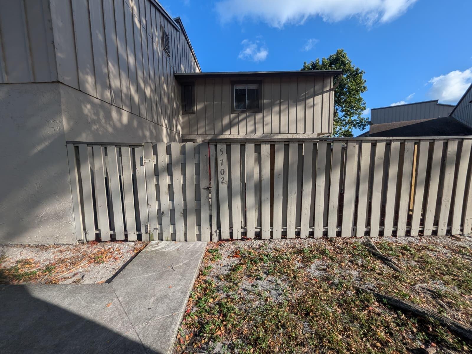 HABITAT II CONDO - Residential