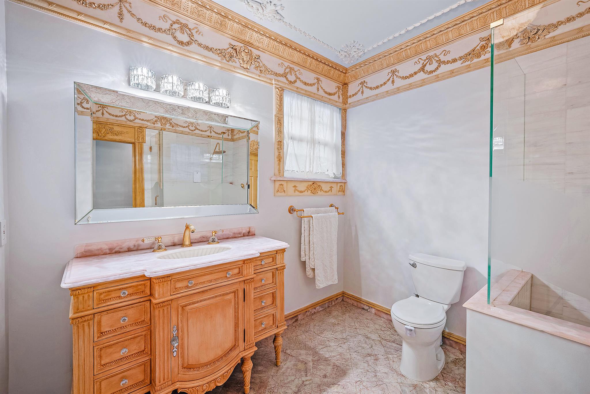 IRONHORSE - Residential