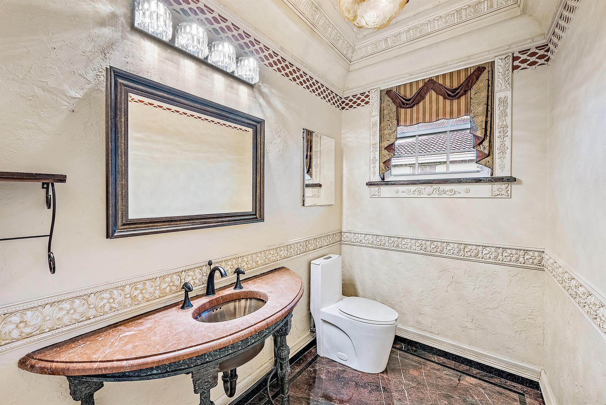 IRONHORSE - Residential