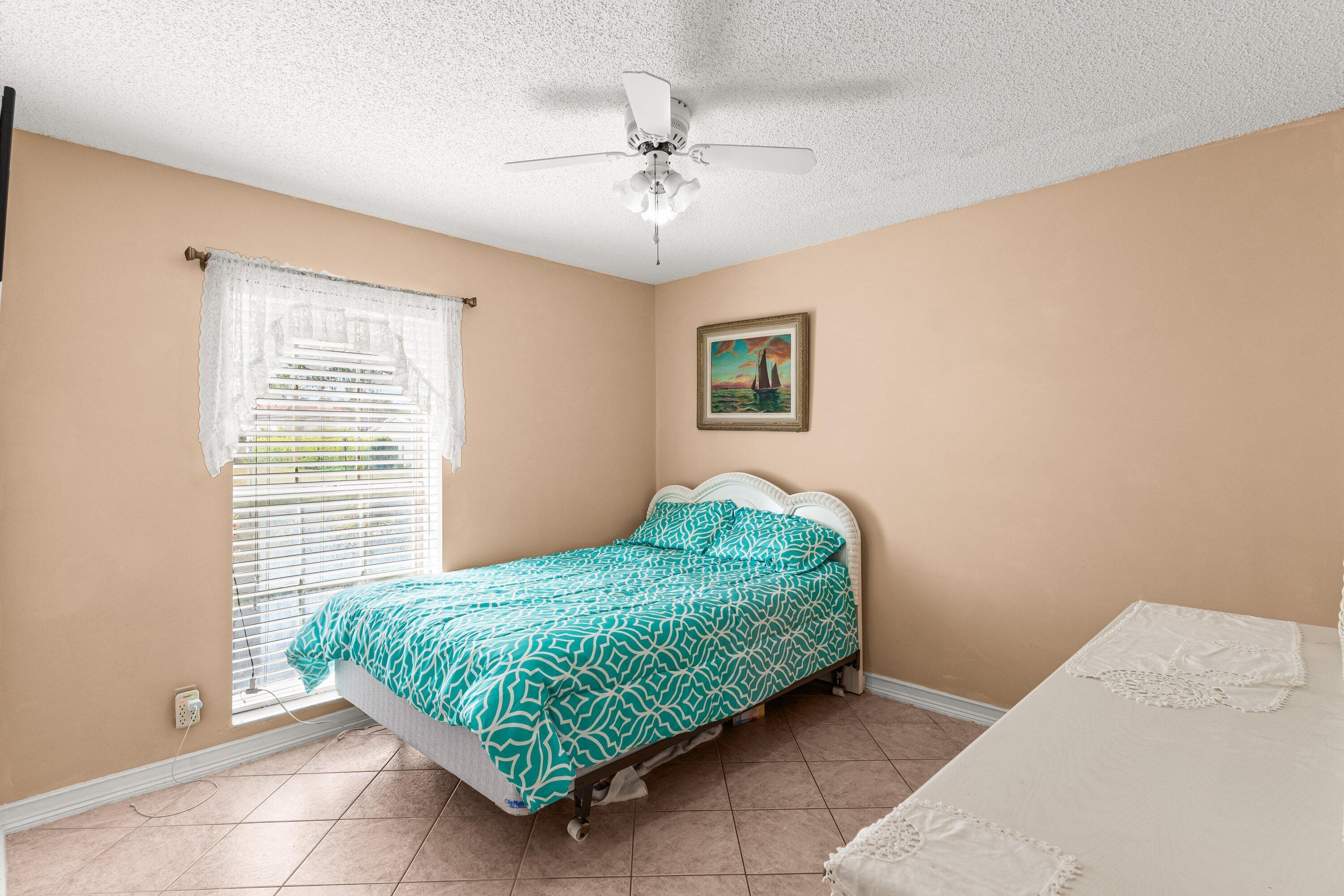 SABAL LAKES PH 1 - Residential