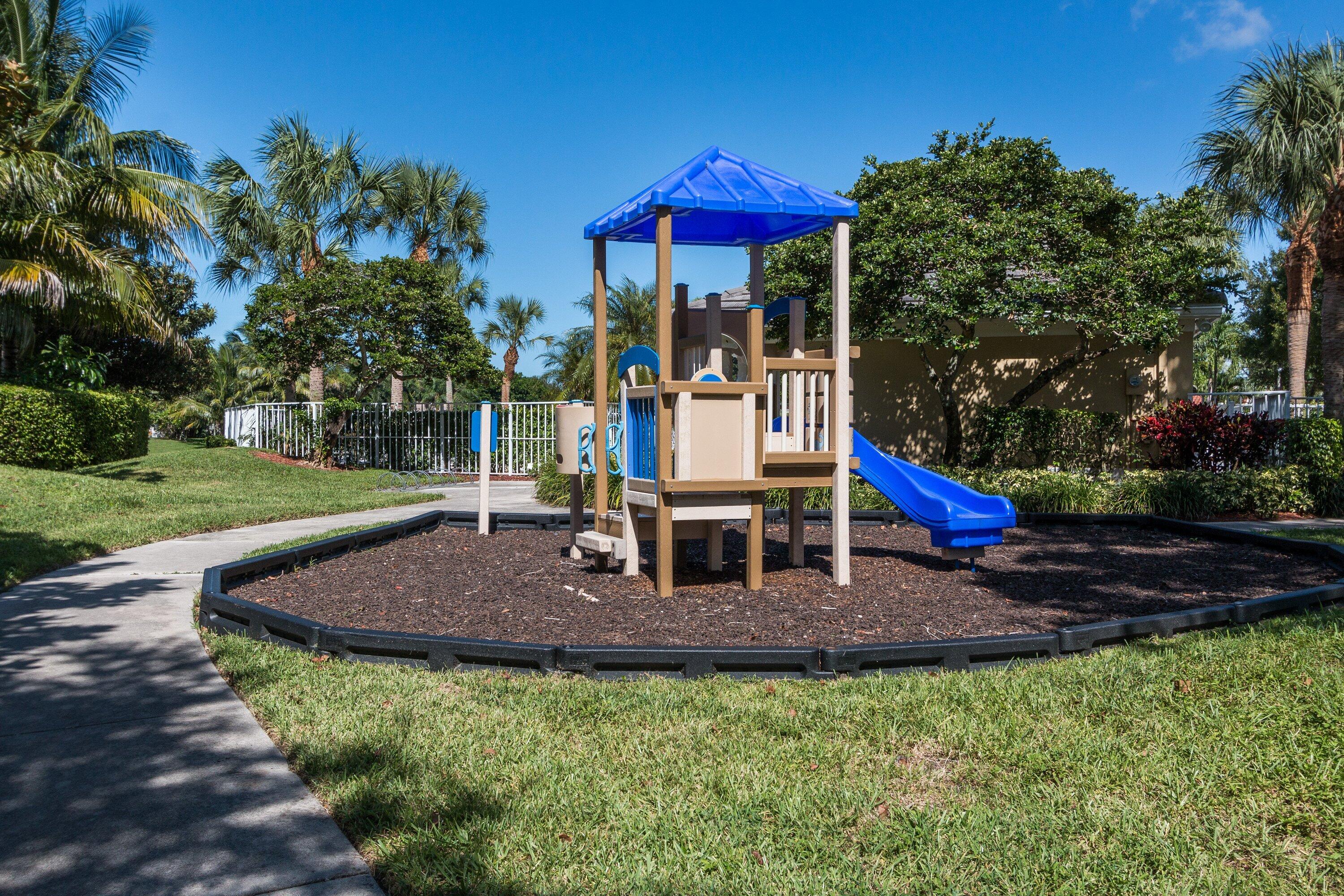 SABAL LAKES PH 1 - Residential