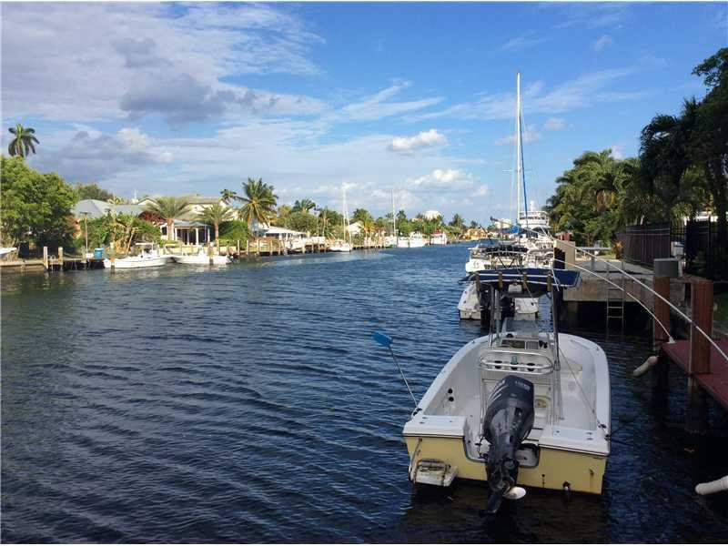 LAUDERDALE HARBORS SECTIO - Residential