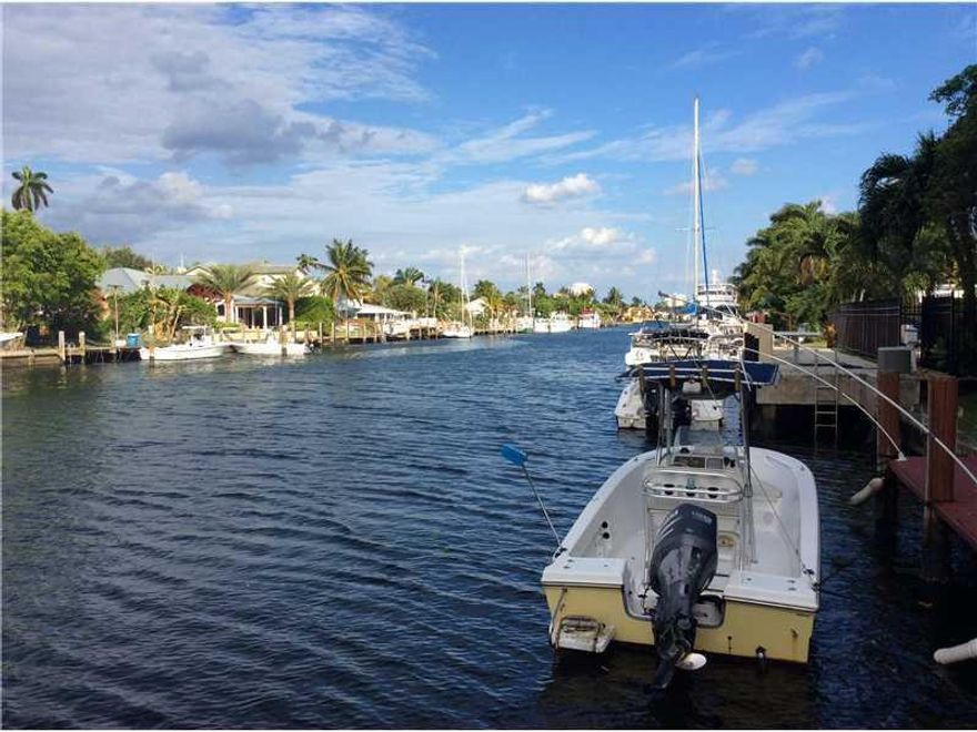 Fantastic price reduction for  opportunity to own 70' unrestricted ocean access waterfront property, in Lauderdale Harbors. Minutes to Port Everglades and beyond.House, would be great to renovate or for new construction.