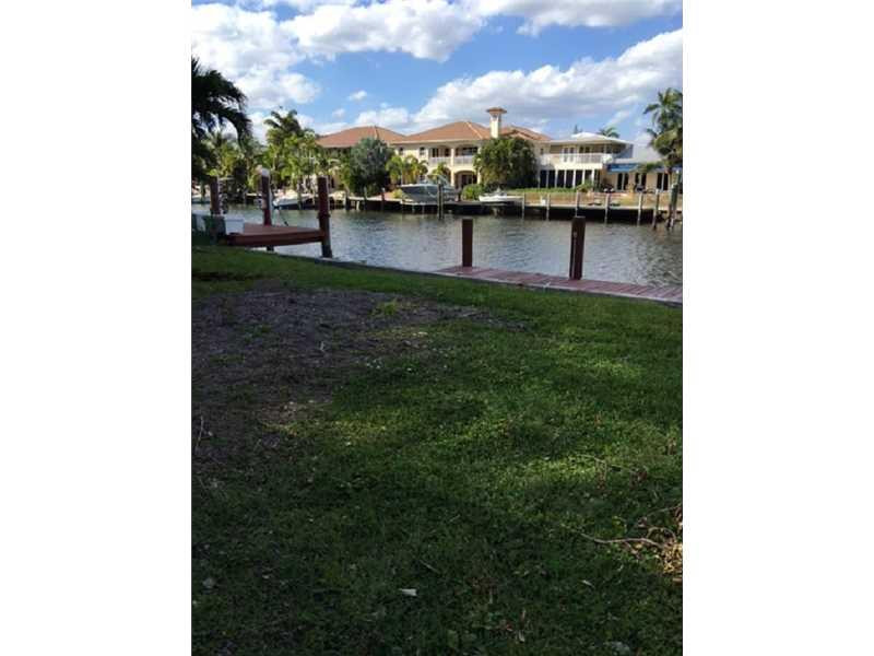 LAUDERDALE HARBORS SECTIO - Residential