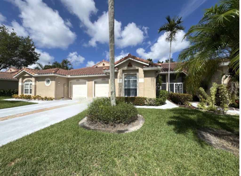 Photo of 6399 Long Key Lane, Boynton Beach, FL 33472 (MLS # R11108721)