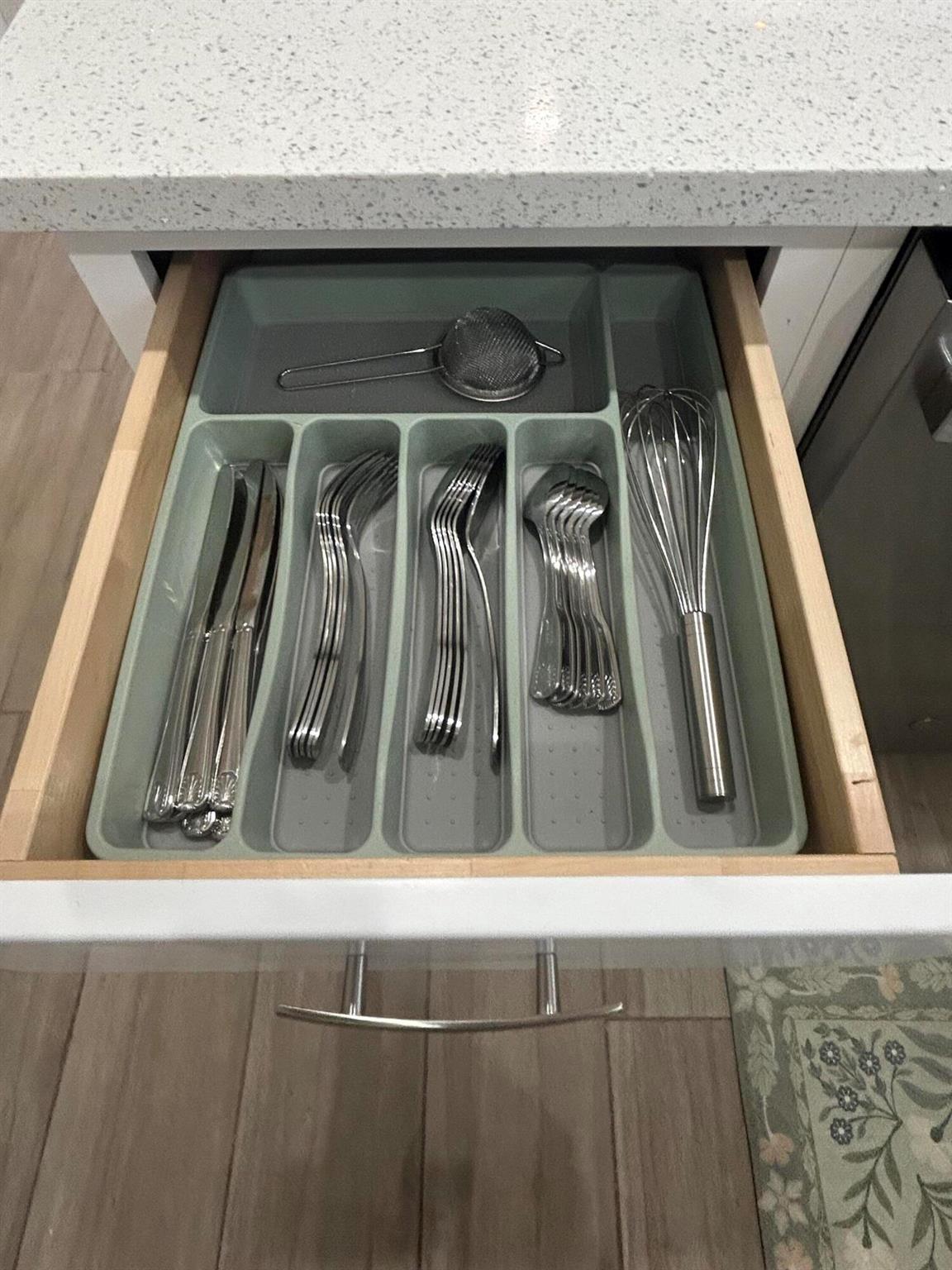 SUGAR POND MANOR OF WELLI - Residential Lease