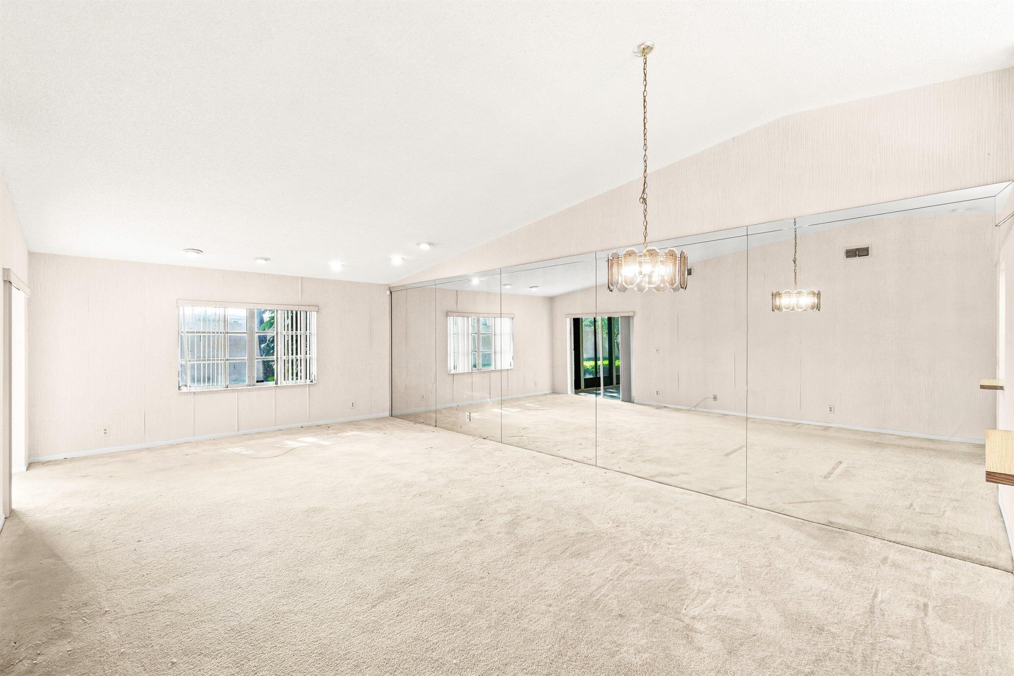 WHISPER WALK SEC C CONDO - Residential