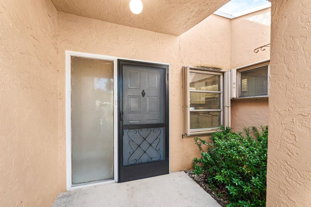 Photo of 8248 Summerbreeze Lane, Boca Raton, FL 33496 (MLS # R11146352)