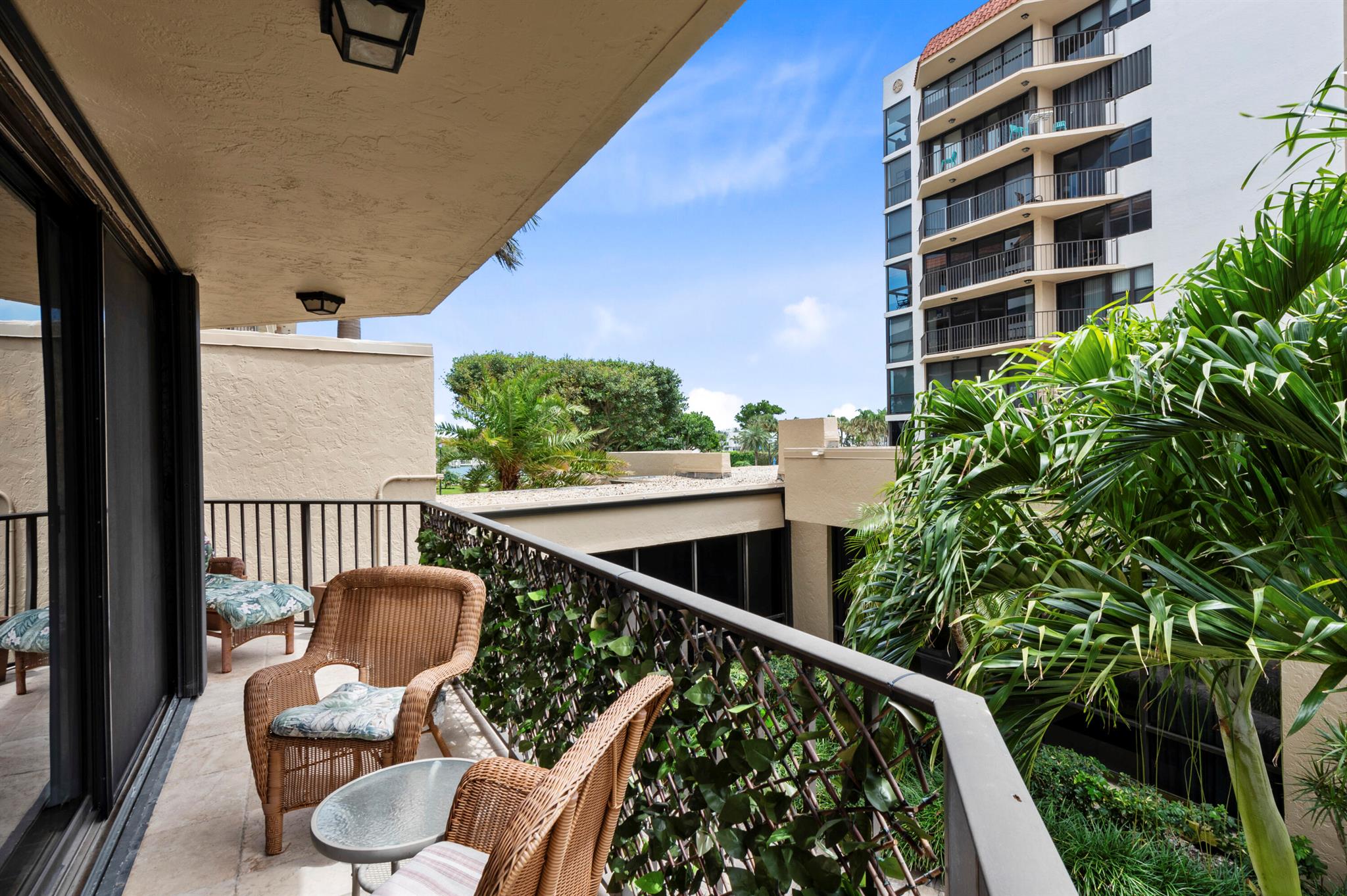 PORTA BELLA EAST AND PORTA BELLA SOUTHWEST CONDO A - Residential Lease