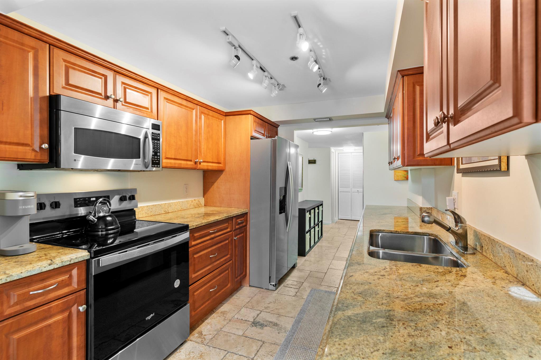 PORTA BELLA EAST AND PORTA BELLA SOUTHWEST CONDO A - Residential Lease