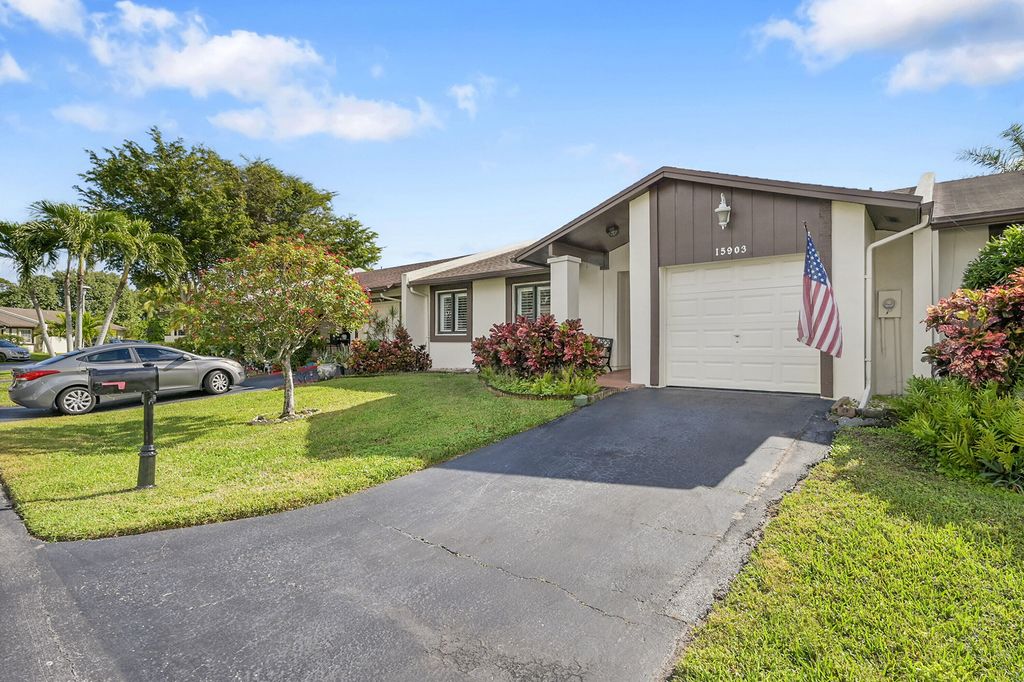 Photo of 15903 Laurel Oak Circle, Delray Beach, FL 33484 (MLS # R11152854)