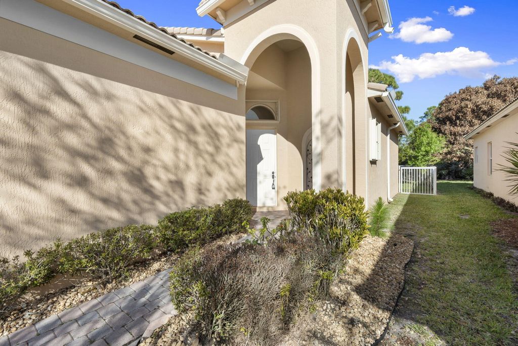 Photo of 5627 Sunberry Circle, Fort Pierce, FL 34951 (MLS # B26009335)