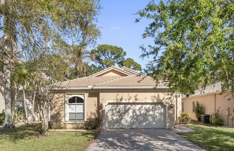 Photo of 5627 Sunberry Circle, Fort Pierce, FL 34951 (MLS # B26009335)