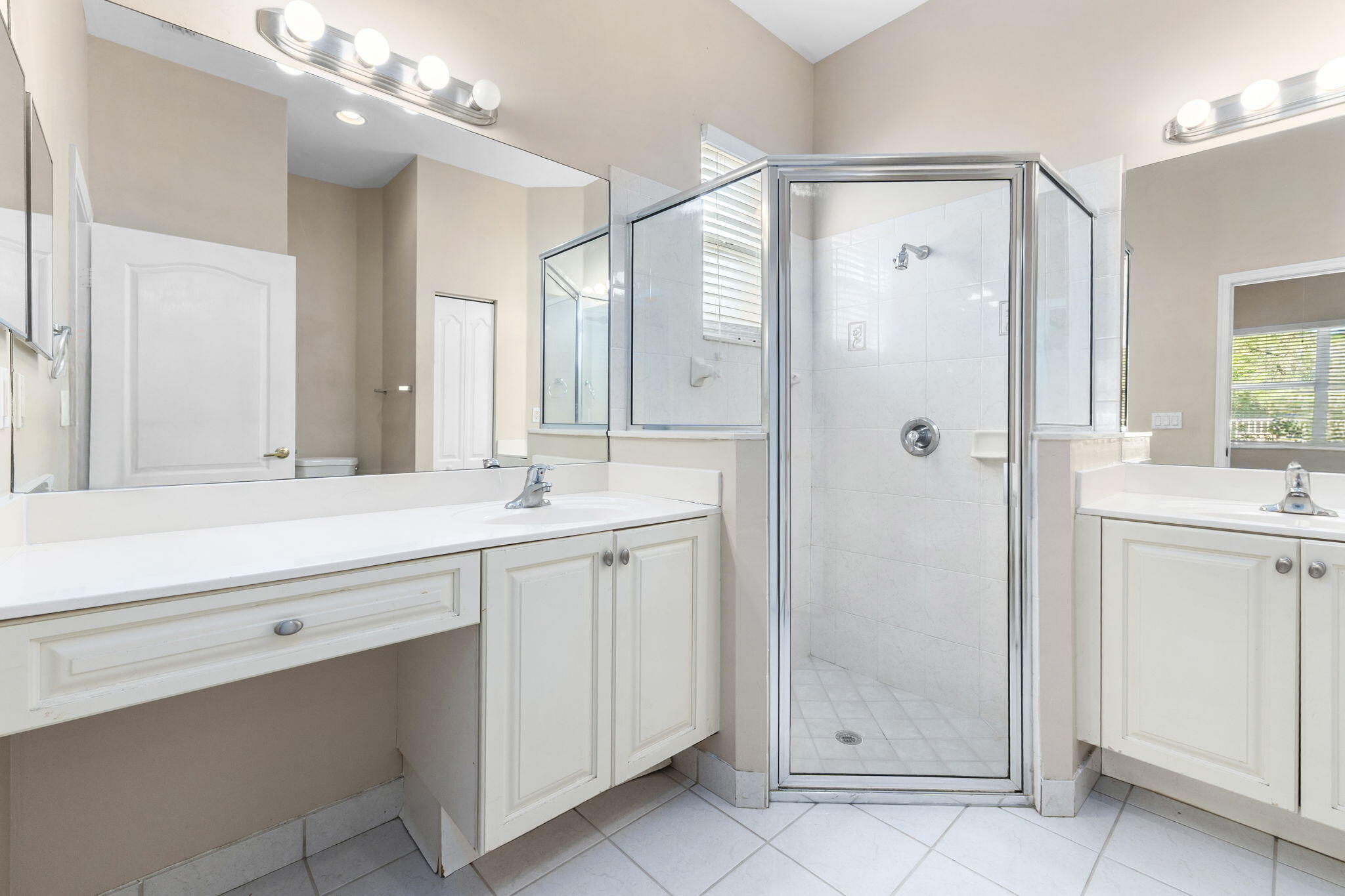 PORTOFINO SHORES - Residential