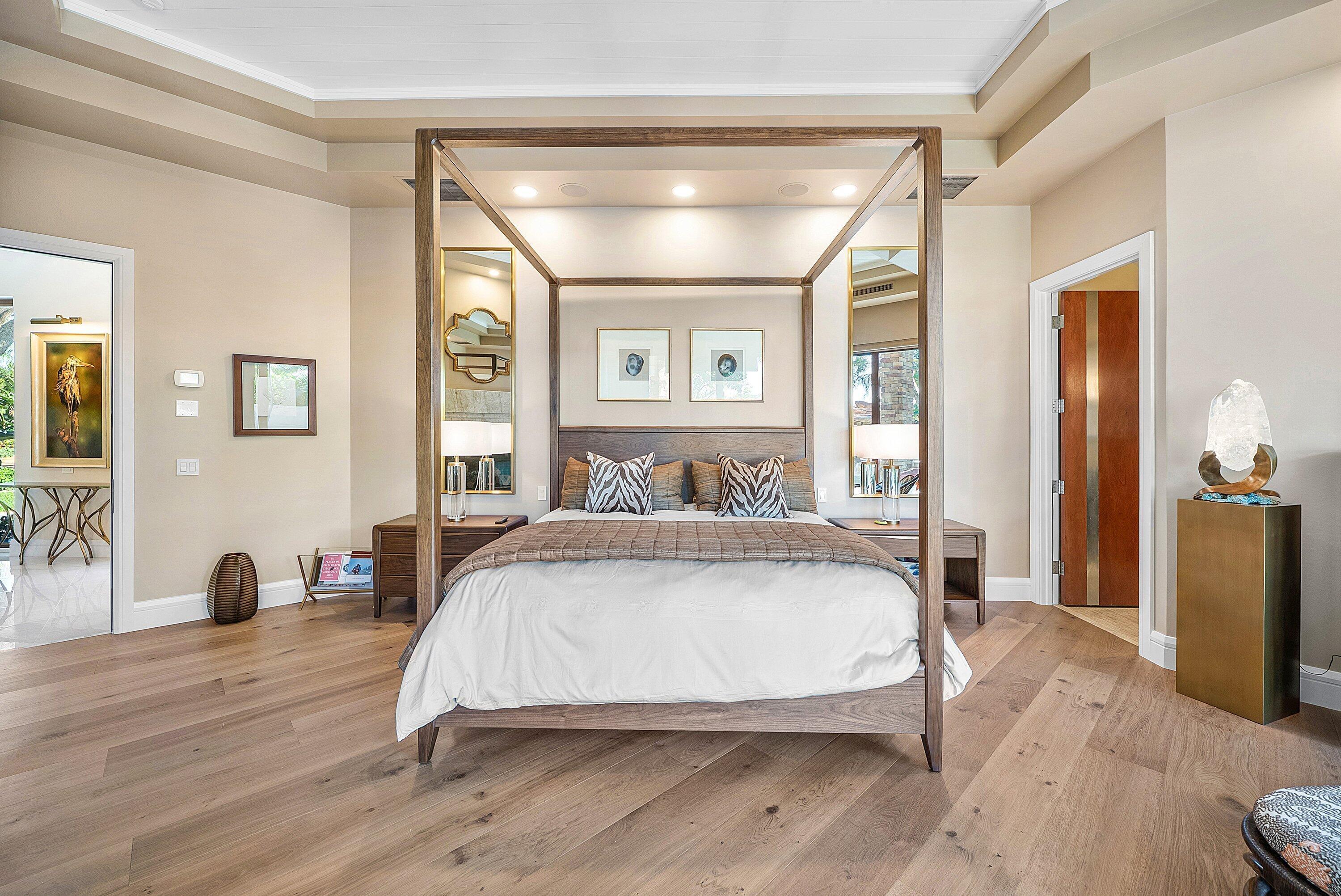 RIVER RIDGE (TEQUESTA) - Residential