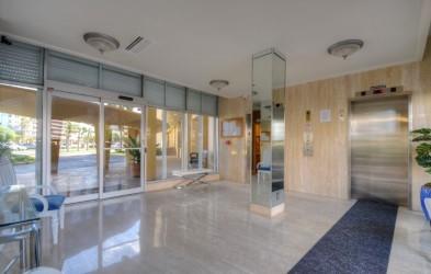 GRANADA HOUSE - Residential
