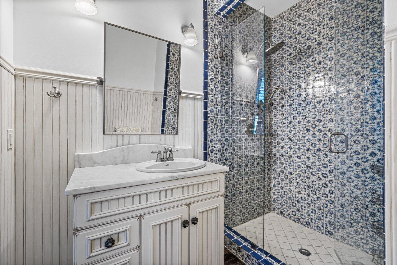 POINT MANALAPAN 12 - Residential