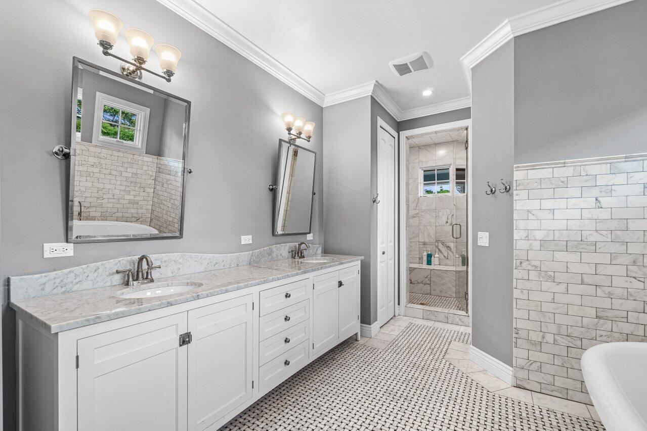 POINT MANALAPAN 12 - Residential