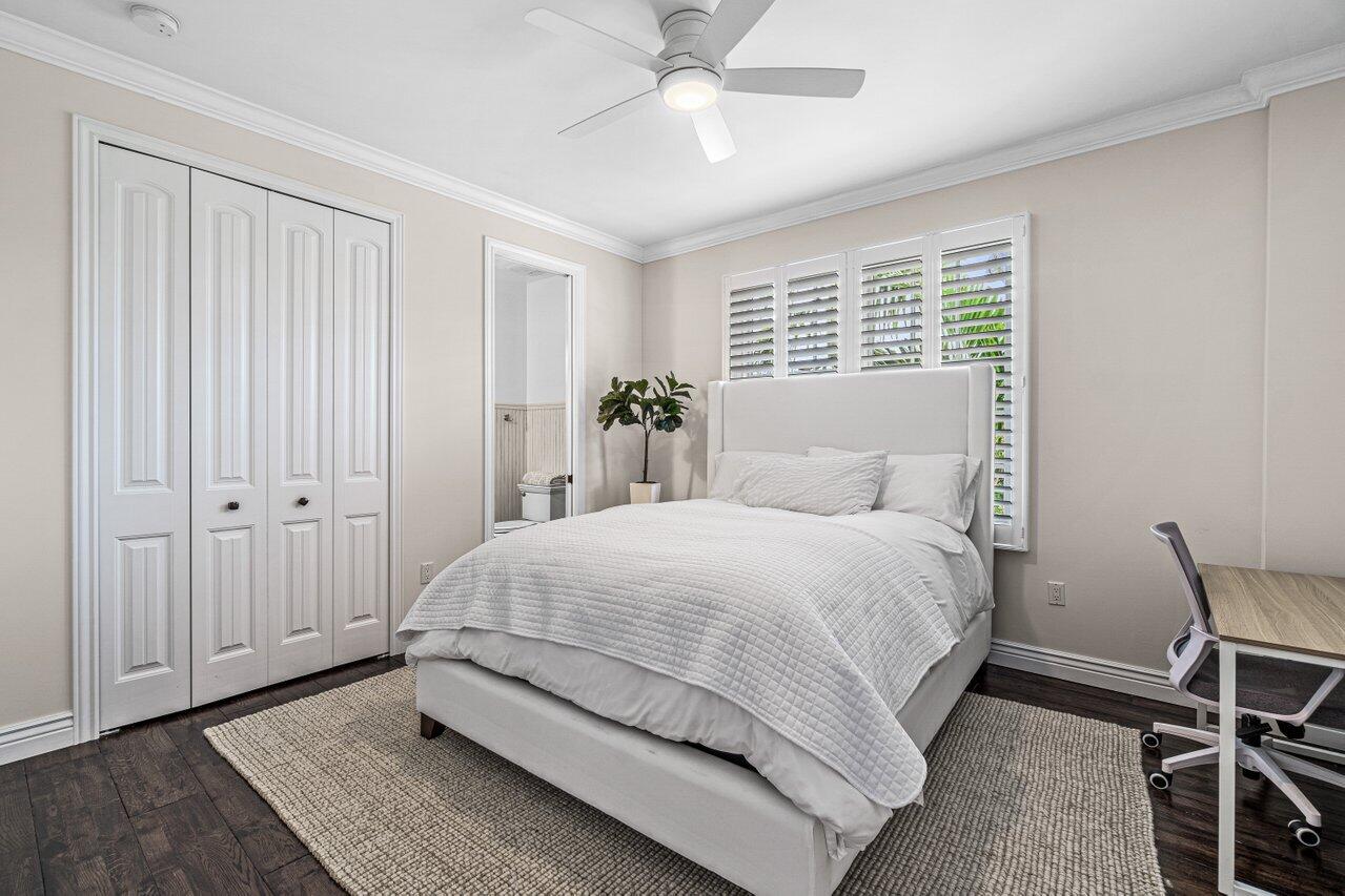 POINT MANALAPAN 12 - Residential