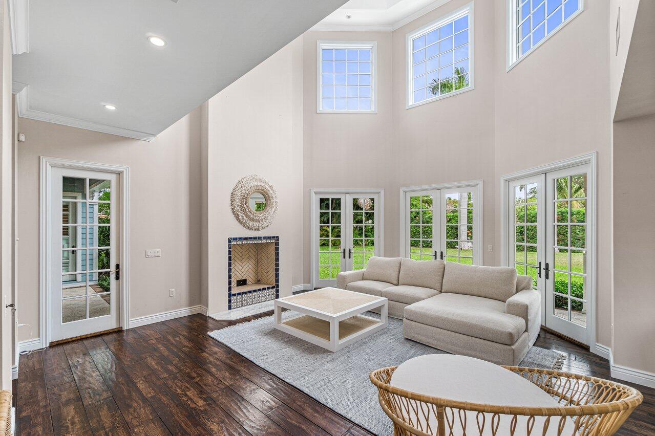 POINT MANALAPAN 12 - Residential