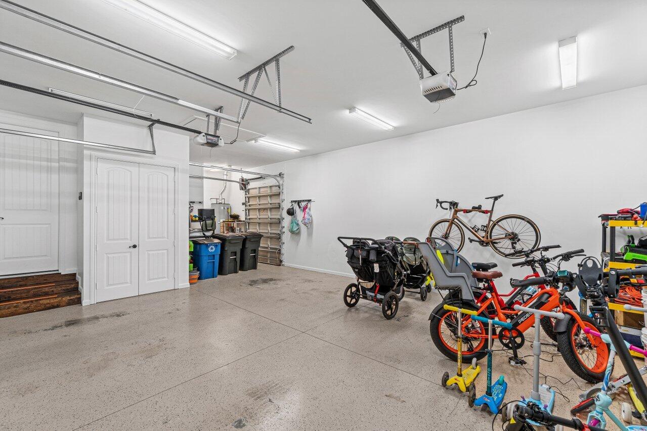 POINT MANALAPAN 12 - Residential