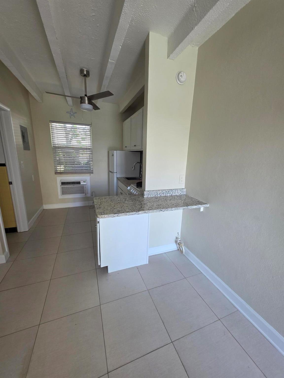 PALM BEACH SHORES - Residential Lease