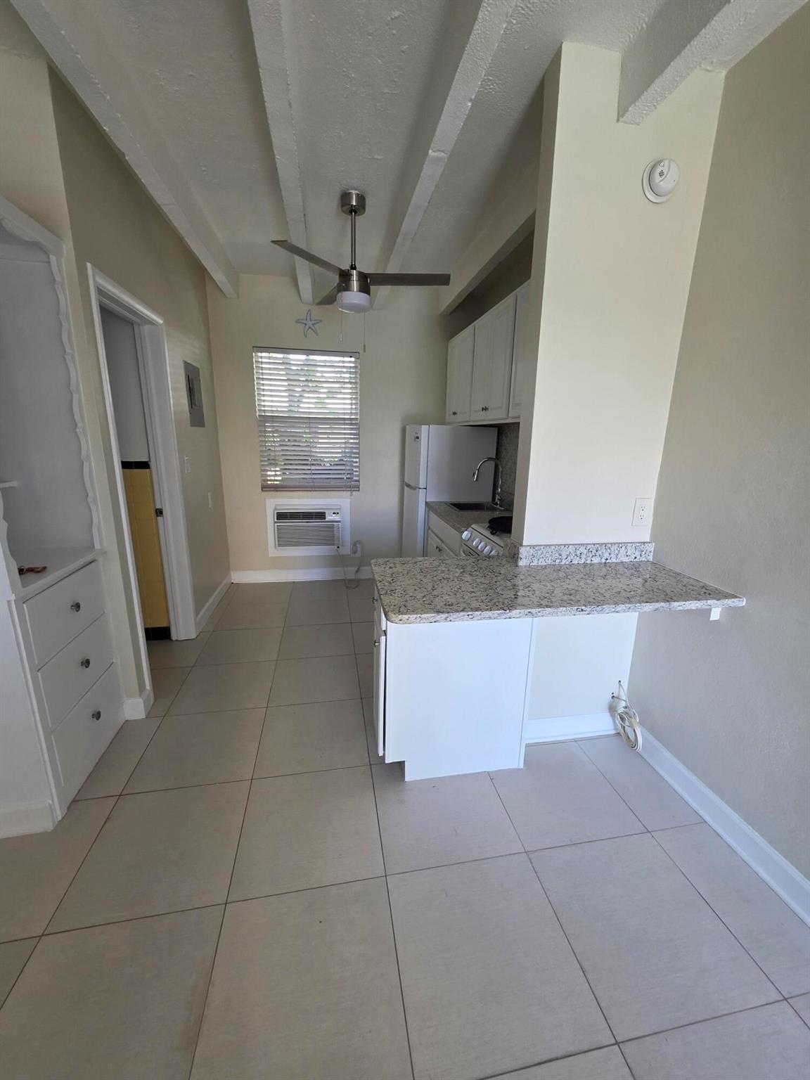 PALM BEACH SHORES - Residential Lease