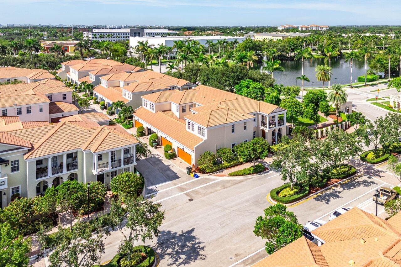 PENINSULA VILLAGE GREENS - Residential