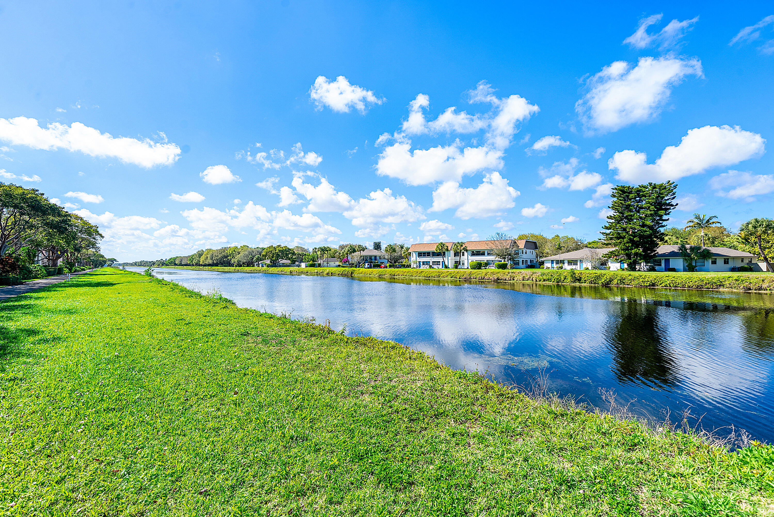 PENINSULA VILLAGE GREENS - Residential
