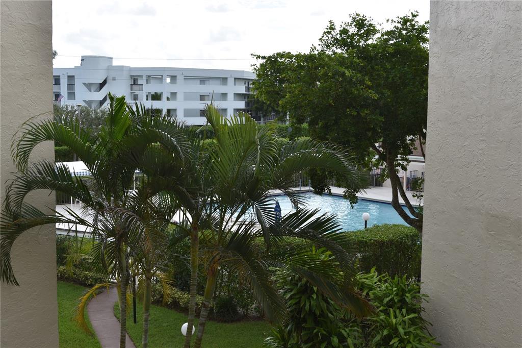 Poinciana Lakes Bldgs A & - Residential
